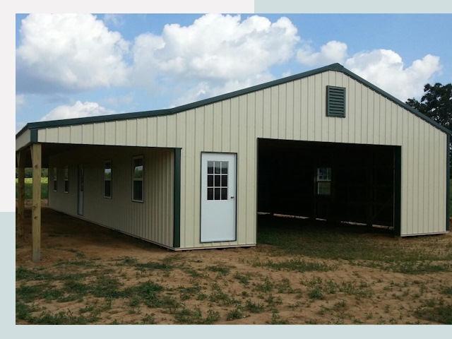 Строительство конюшен в Братске